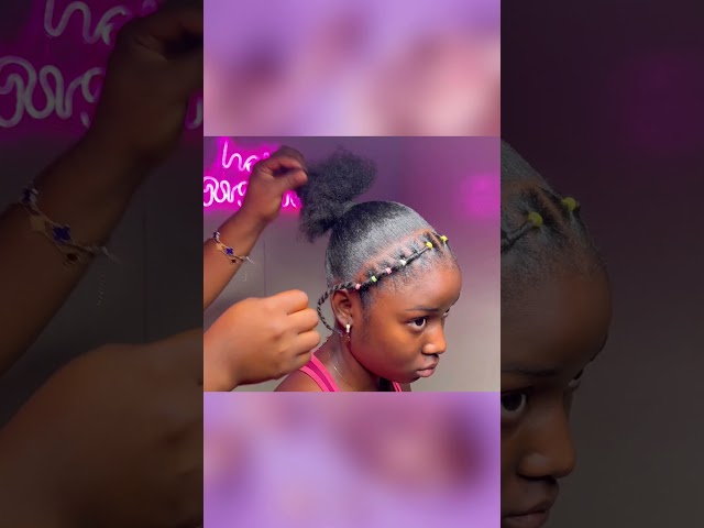 Gorgeous rubberband natural hairstyle