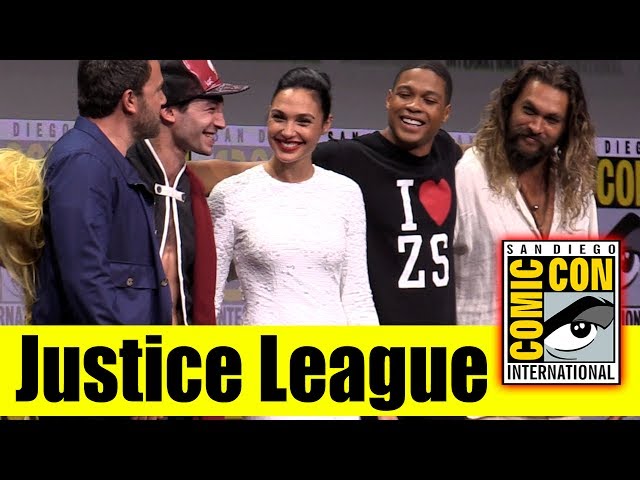 JUSTICE LEAGUE | Comic Con 2017 Full Panel (Gal Gadot, Ben Affleck, Jason Momoa, Ezra Miller, Ray)