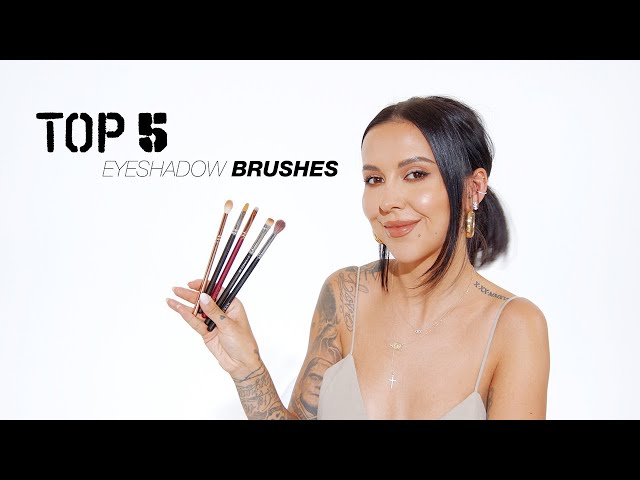 Top 5 Essential Eyeshadow Brushes
