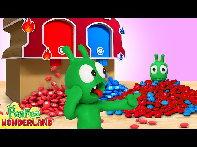 Pea Pea & Baby Pea Pea Play Hot And Cold M&M Candy Vending Machine Challenge | PeaPea Wonderland