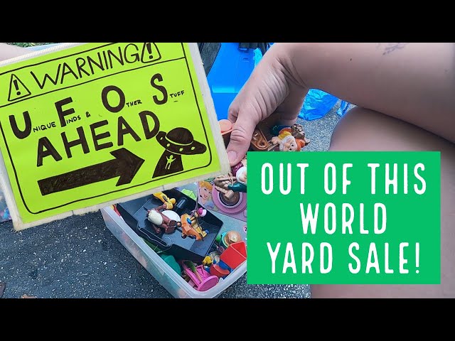 THIS YARD SALE WAS OUT OF THIS WORLD! 🤪👽 Garage Sale Shop With Me to Sell on Poshmark, Ebay & Etsy