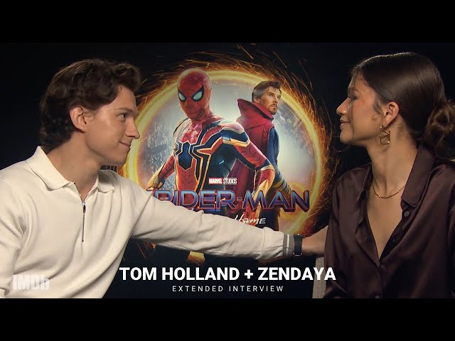 Tom Holland & Zendaya Answer Fan Questions | Extended Interview