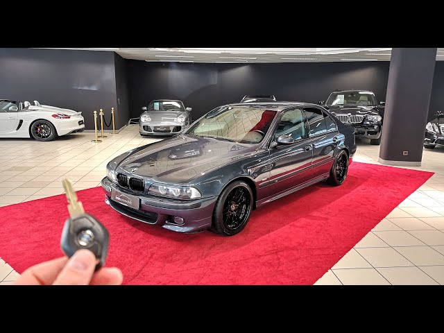 BMW E39 5 Series M5 /// INTERIOR, START UP & REVS
