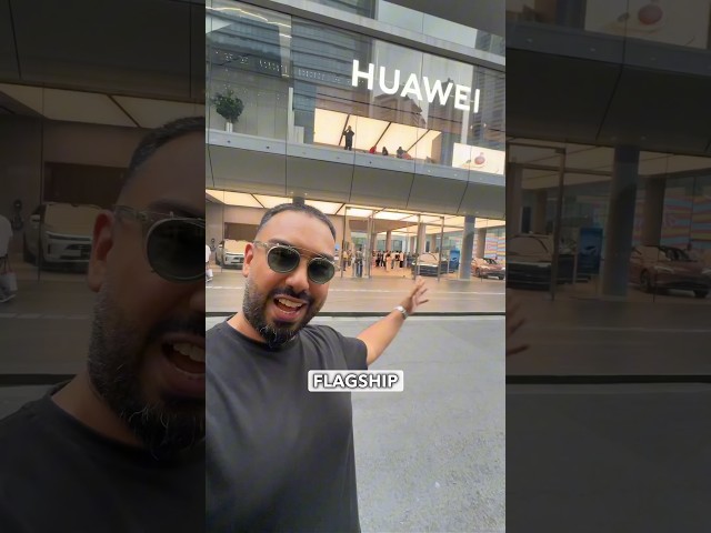 Inside HUAWEI Flagship Store China 👀 #SHORTS