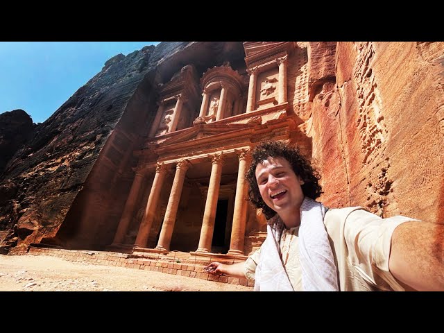 PETRA: The city that was carved in MOUNTAINS 😱 | My seventh wonder 🇯🇴